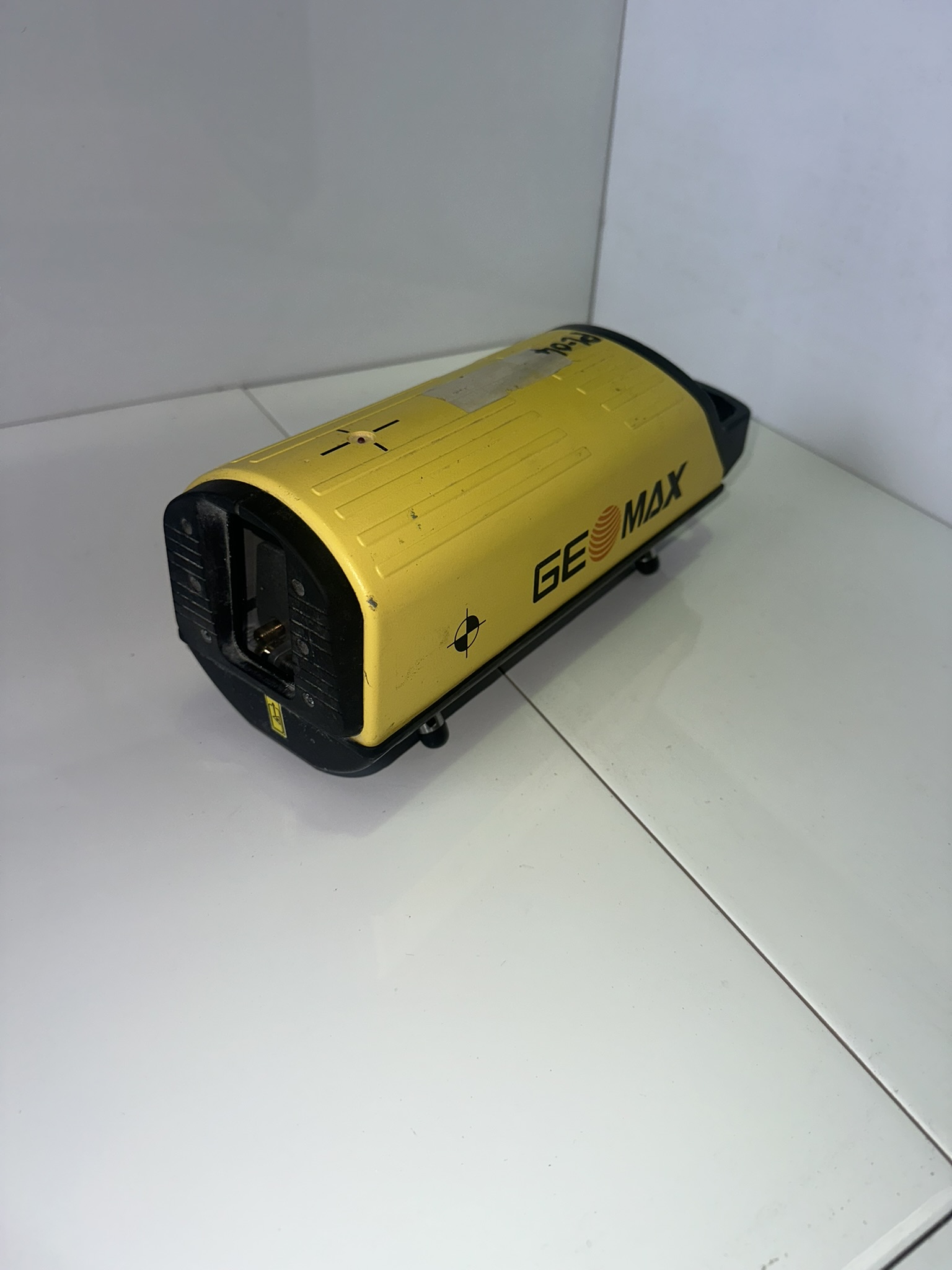 GeoMax pipe and grade laser