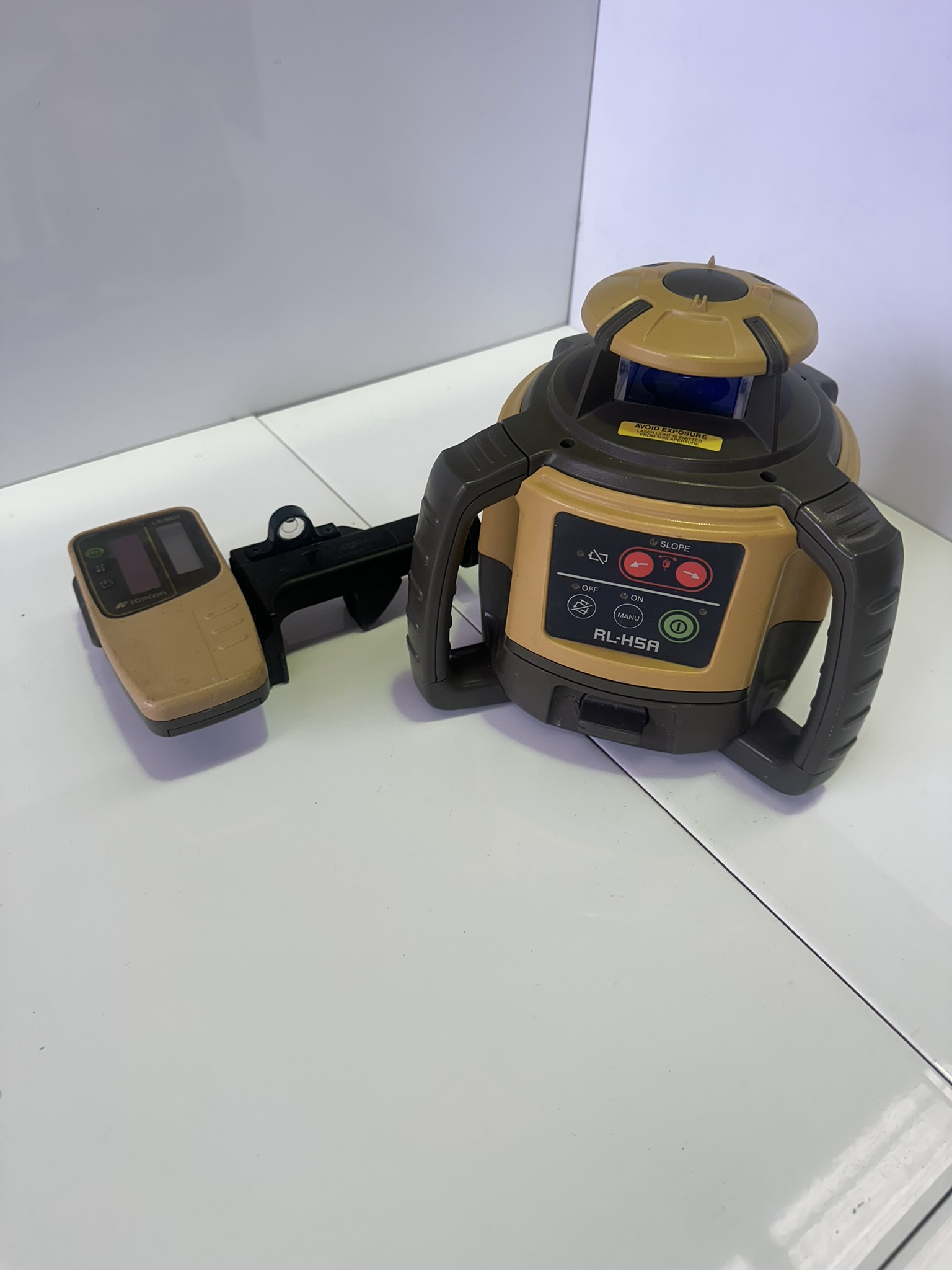 Topcon RL-H5A rotary laser with receiver